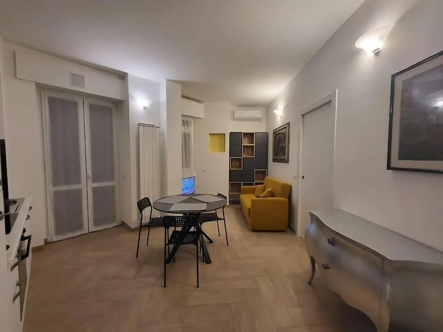 Splendido Bilocale! Via Crimea Apartment Milan Italy